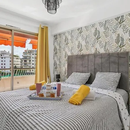 Bright With Terrace - *