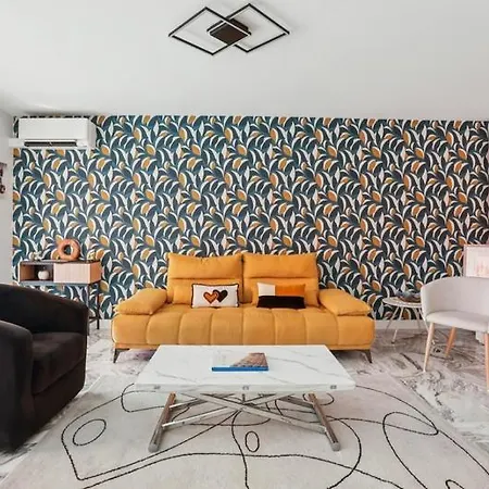 Bright With Terrace - Appartement *