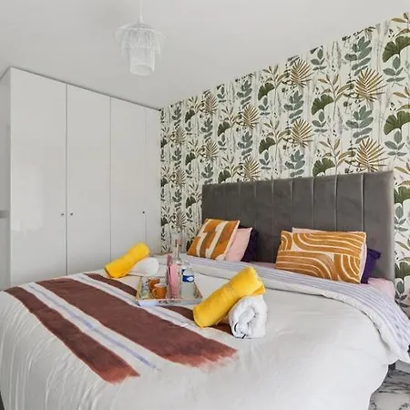 Bright With Terrace - Appartement Cannes