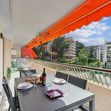 Bright With Terrace - * Cannes